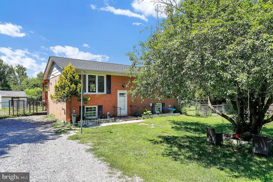 6621 Willis Ln, Frederick, MD 21702 - #3