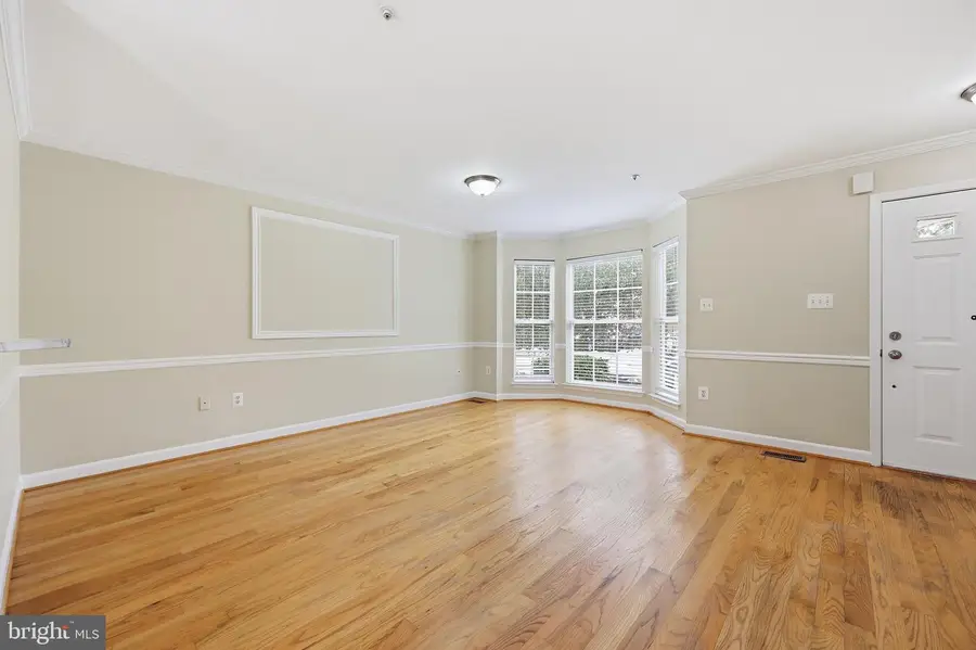 8850 Briarcliff Ln, Frederick, MD 21701 - #3