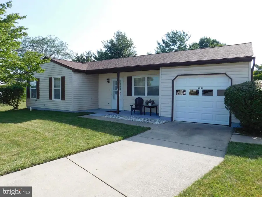 5603 Honeysuckle Ct, Frederick, MD 21703 - #2