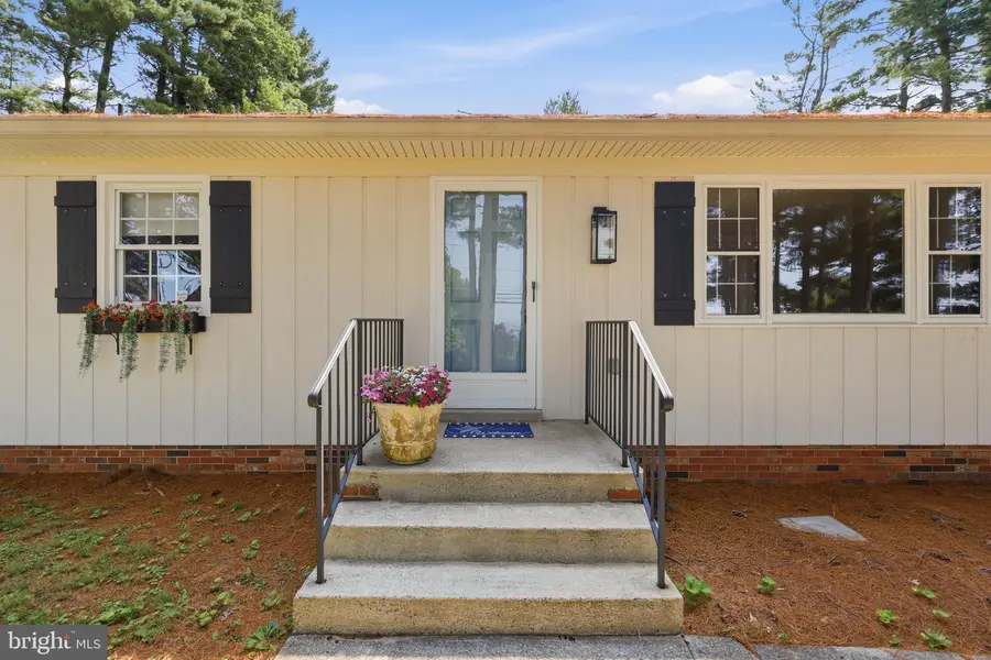 5425 Jefferson Blvd, Frederick, MD 21703 - #3