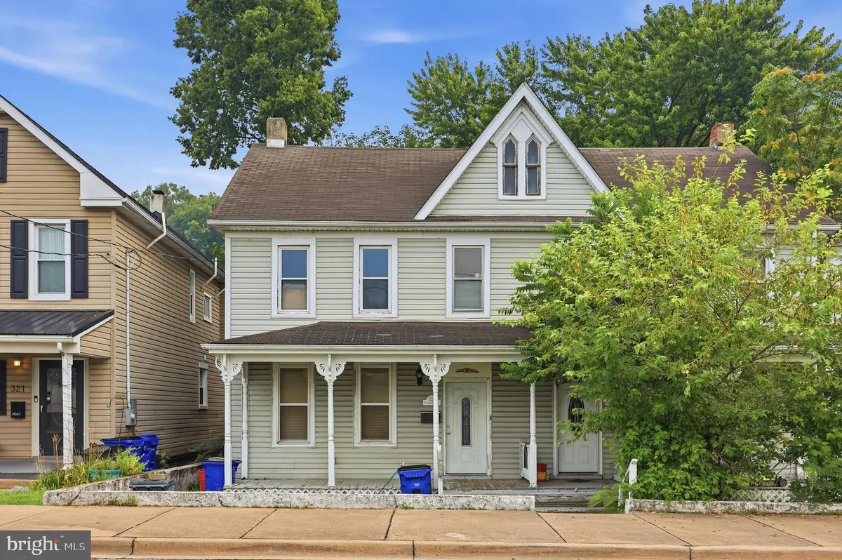 323 E Potomac St, Brunswick, MD 21716 - #1