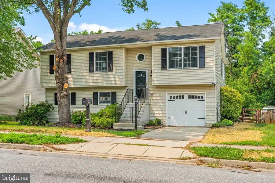 1015 Cheryls Ct, Frederick, MD 21703 - #2