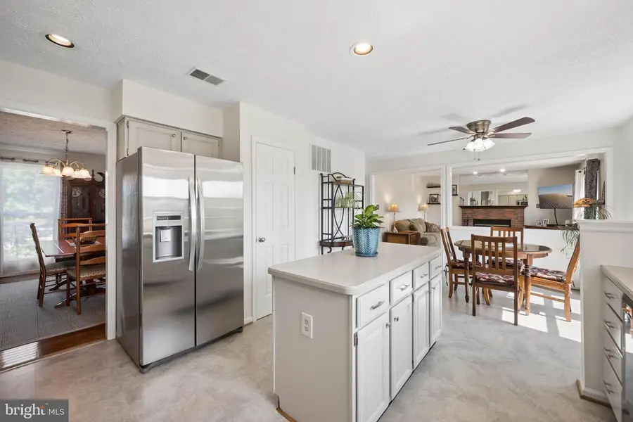 6305 Derby Cir, Frederick, MD 21703 - #2