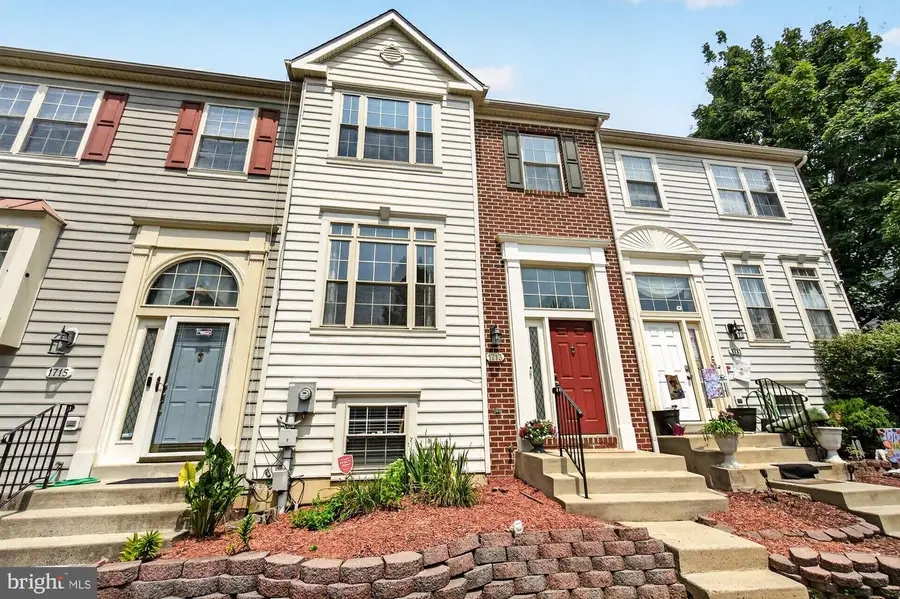 1713 Woodruff Way, Frederick, MD 21701 - #2
