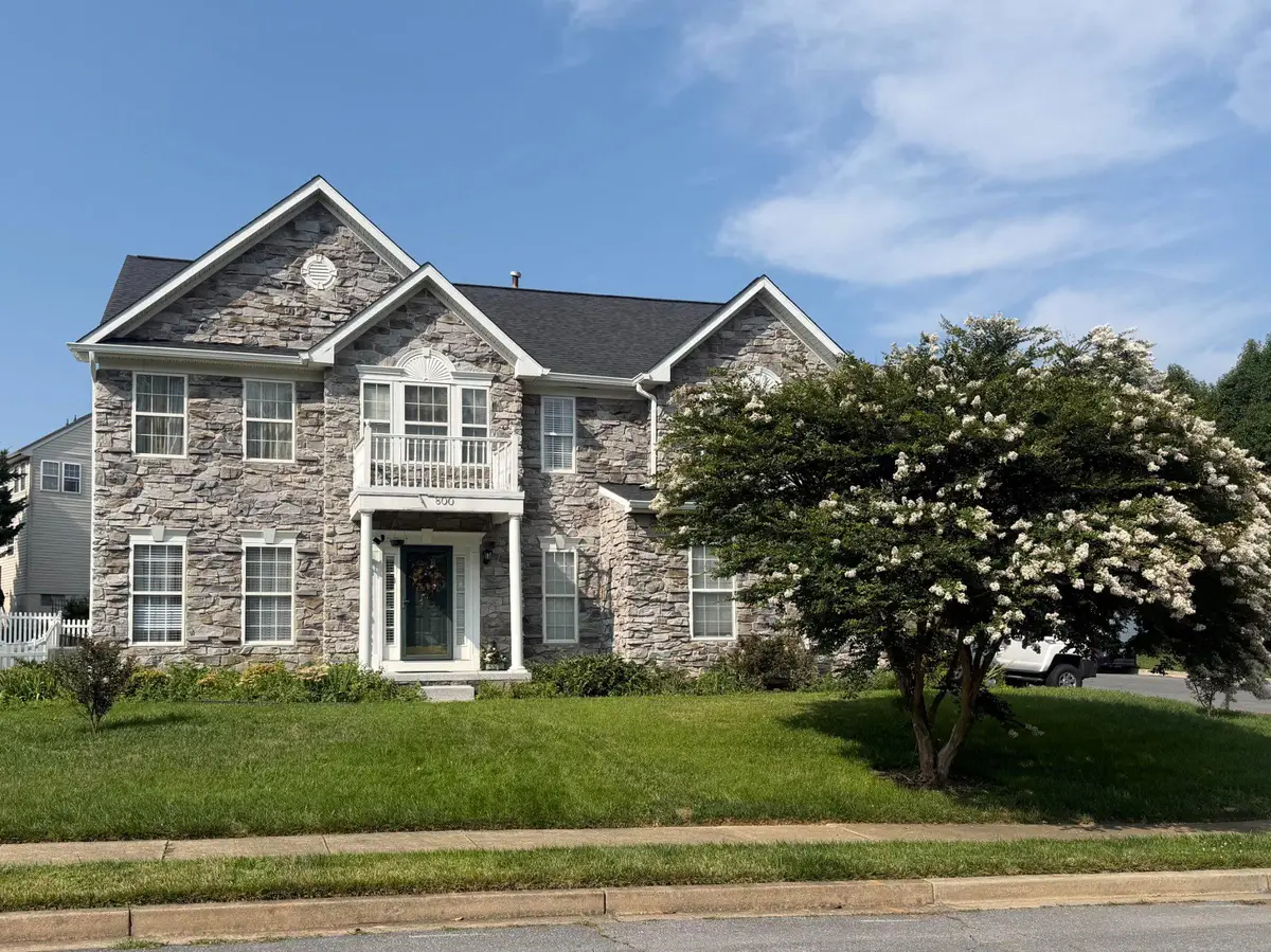 800 Aztec Dr, Frederick, MD 21701 - #1