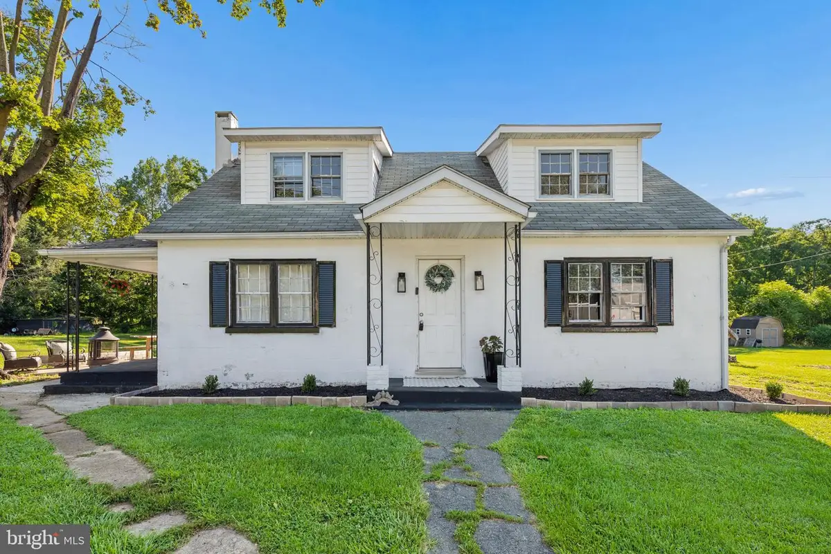 15851 Smith Rd, Thurmont, MD 21788 - #1