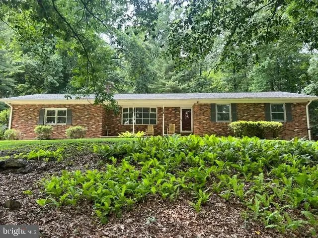 6406 White Oak Ct, Frederick, MD 21701 - #1