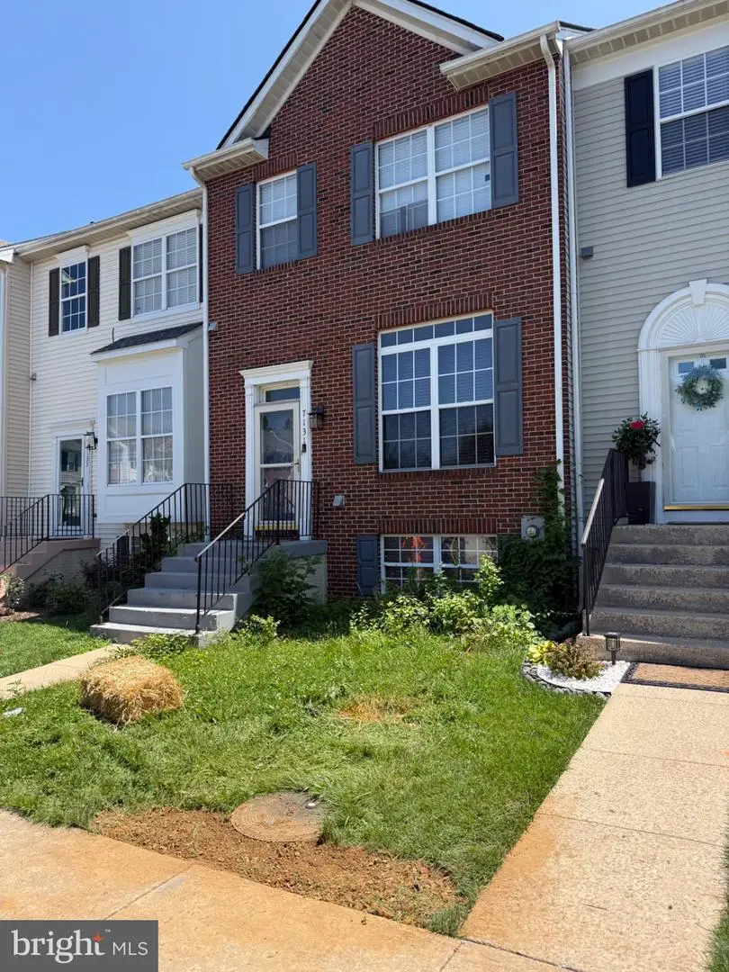 7131 Ladd Cir, Frederick, MD 21703 - #1