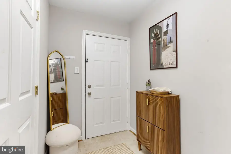 501 Patton Cir #6k, Frederick, MD 21703 - #3