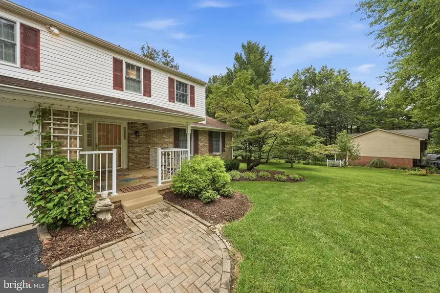 7405 Hillside Dr, Frederick, MD 21702 - #2