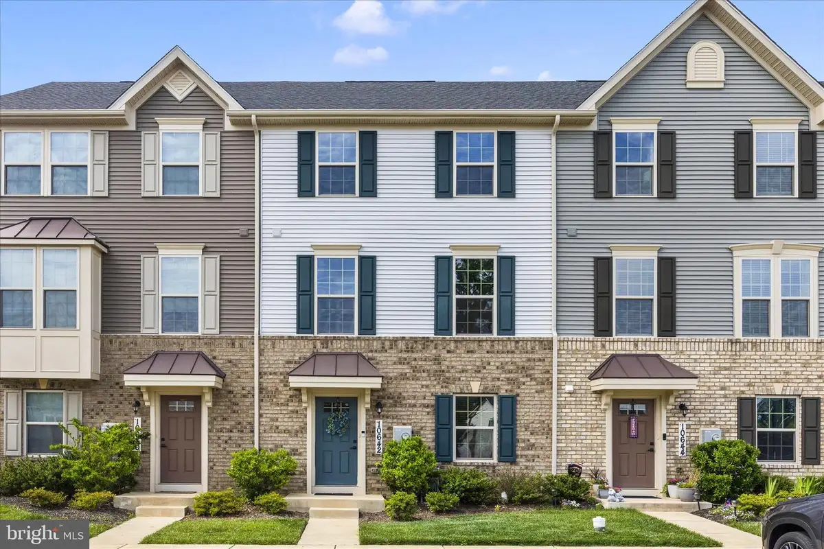10642 Saponi Dr, New Market, MD 21774 - #1