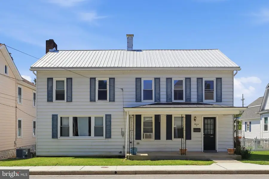 11 Carroll St, Thurmont, MD 21788 - #2