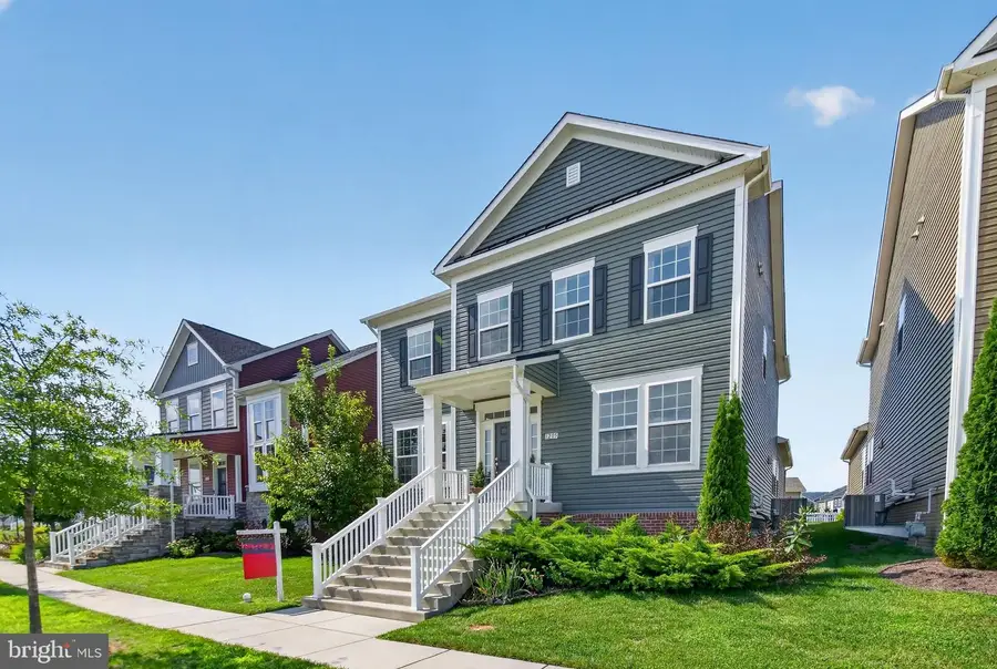 1205 Potomac View Pkwy, Brunswick, MD 21716 - #2