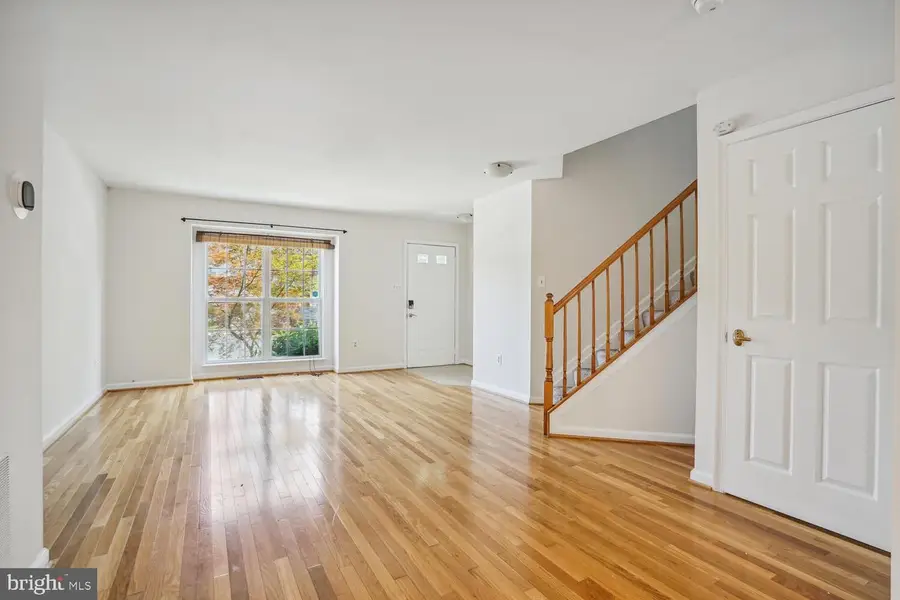 9205 Ridgefield Cir, Frederick, MD 21701 - #2