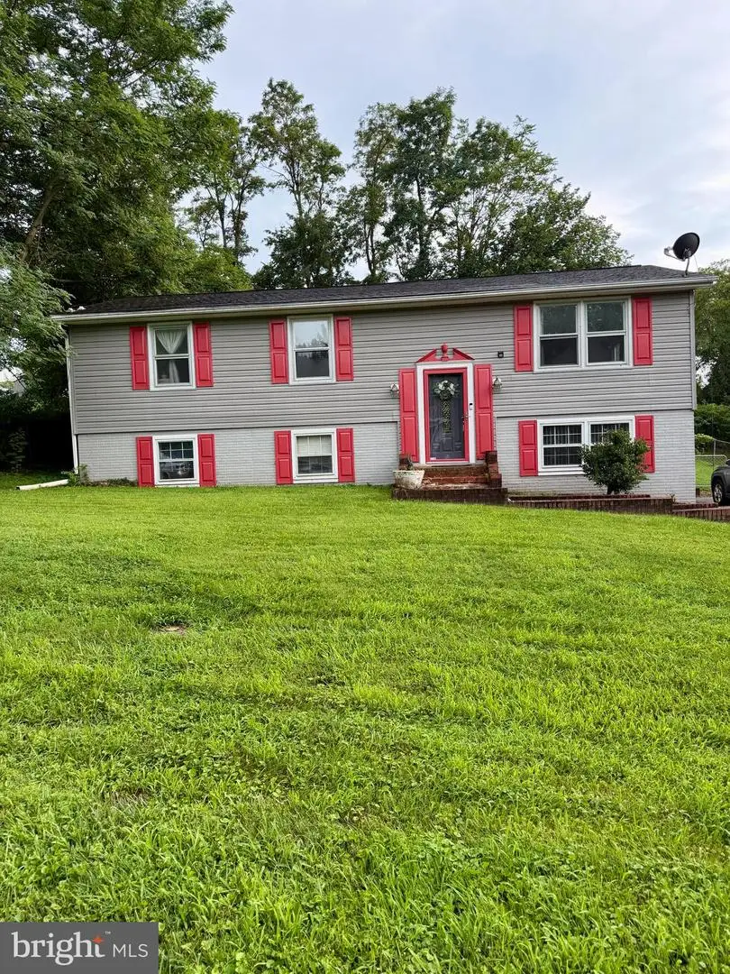 408 E F St E, Brunswick, MD 21716 - #1