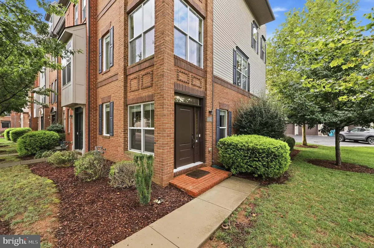 1402 Wheyfield Dr, Frederick, MD 21701 - #1