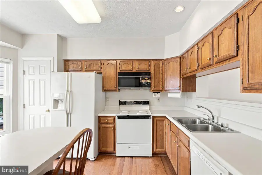 511 Sugarbush Cir, Frederick, MD 21703 - #3
