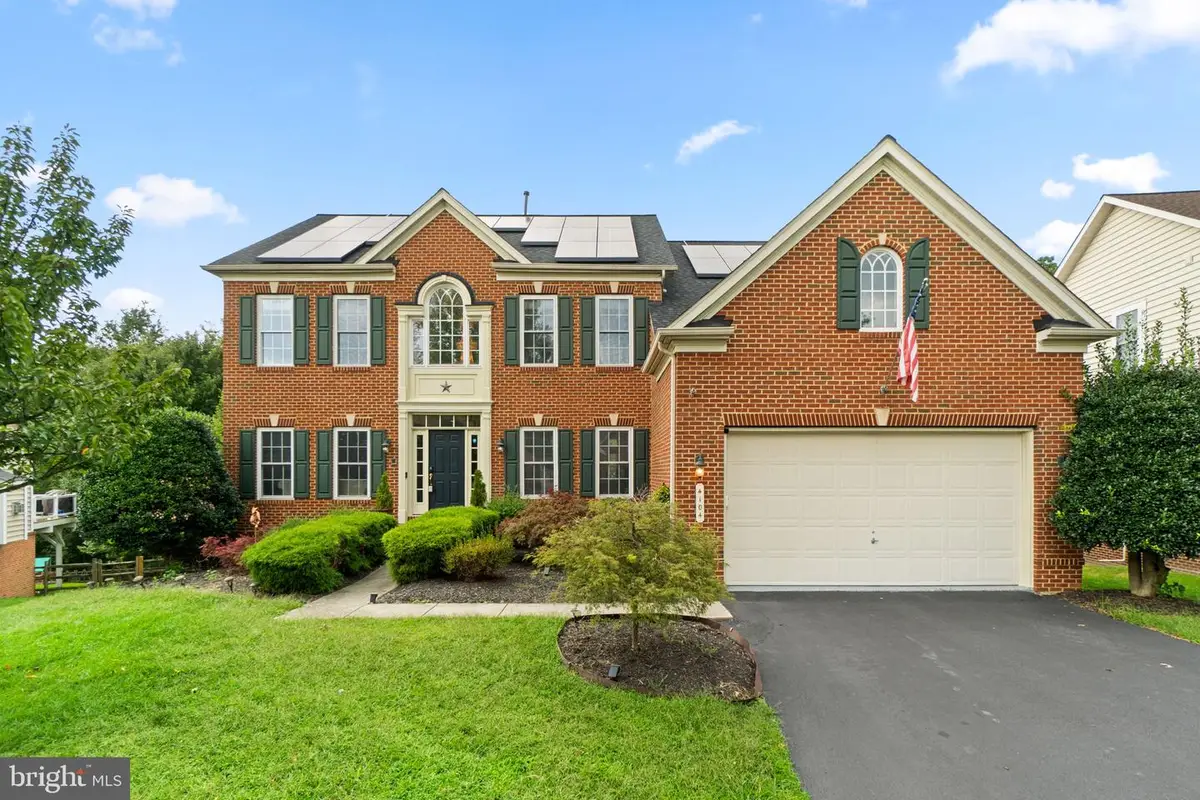 4104 Brushfield Dr, Frederick, MD 21704 - #1