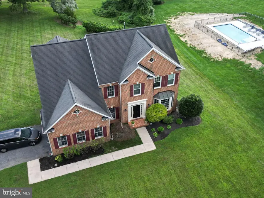 9915 Ritchie Dr, Ijamsville, MD 21754 - #2