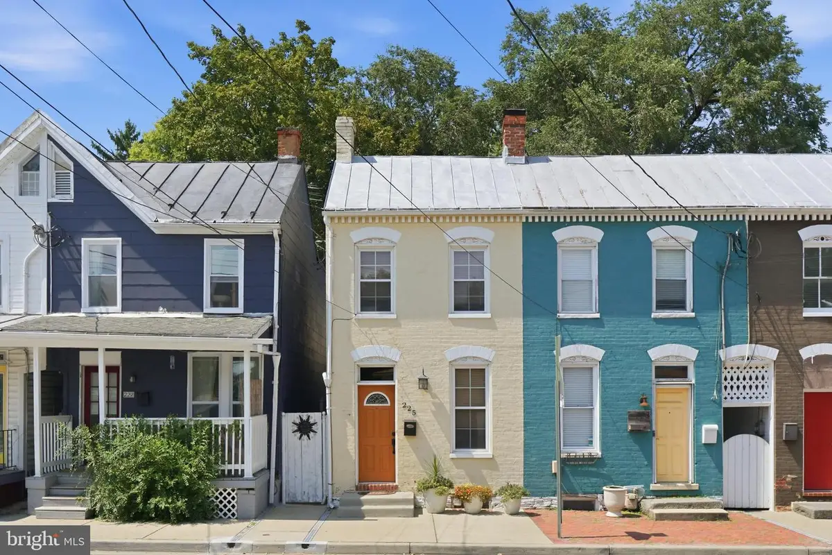 225 Center St, Frederick, MD 21701 - #1