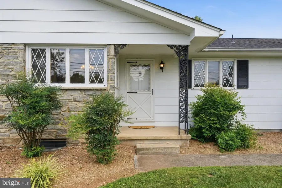 11306 Hessong Bridge Rd, Thurmont, MD 21788 - #2