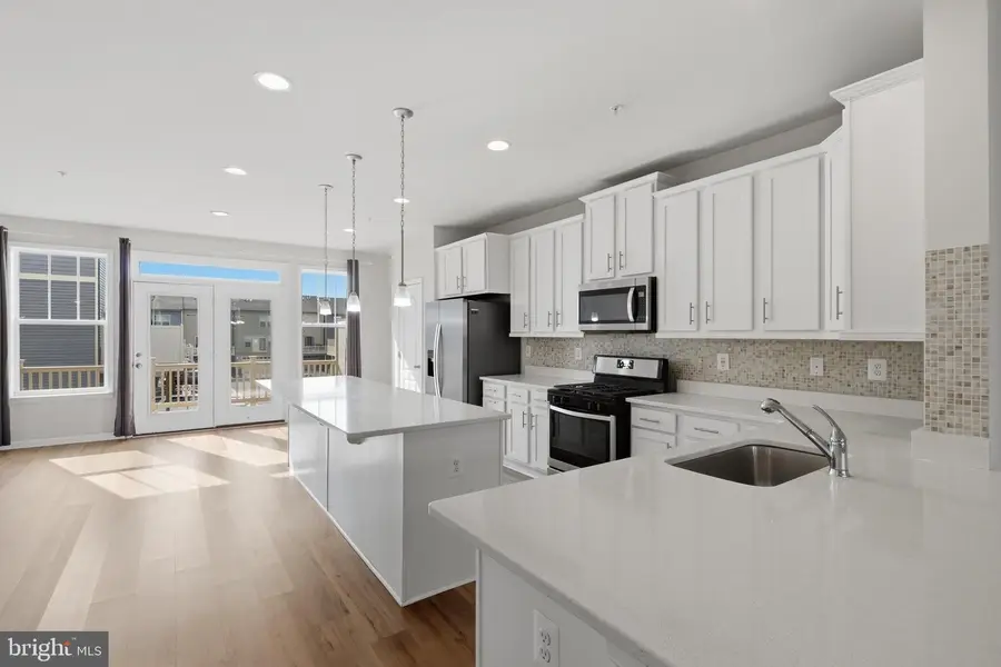 5818 Imperial Dr, Frederick, MD 21703 - #2