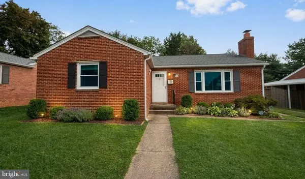 912 Shawnee Dr, FREDERICK, MD 21701