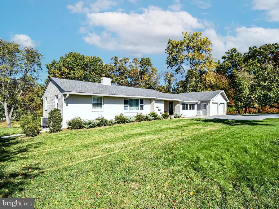 5222 Mussetter Rd, Ijamsville, MD 21754 - #2