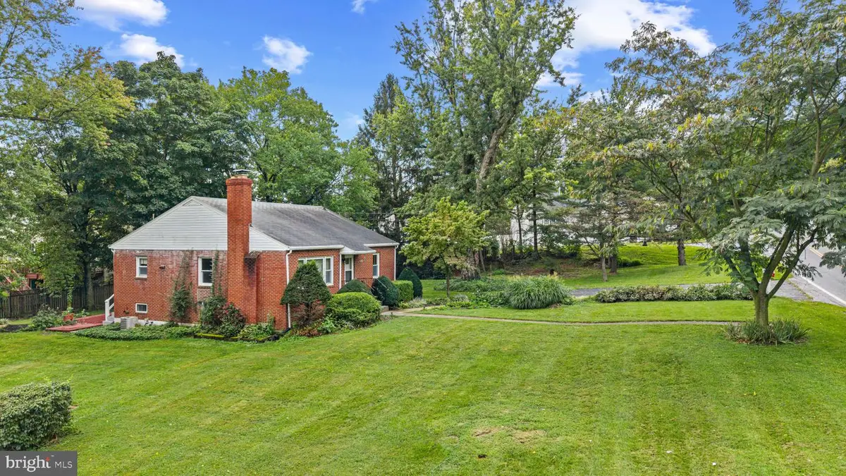 7229 Bowers Rd, Frederick, MD 21702 - #1