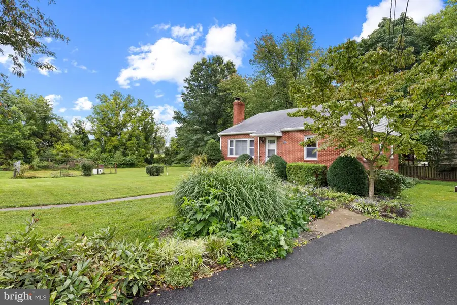 7229 Bowers Rd, Frederick, MD 21702 - #2