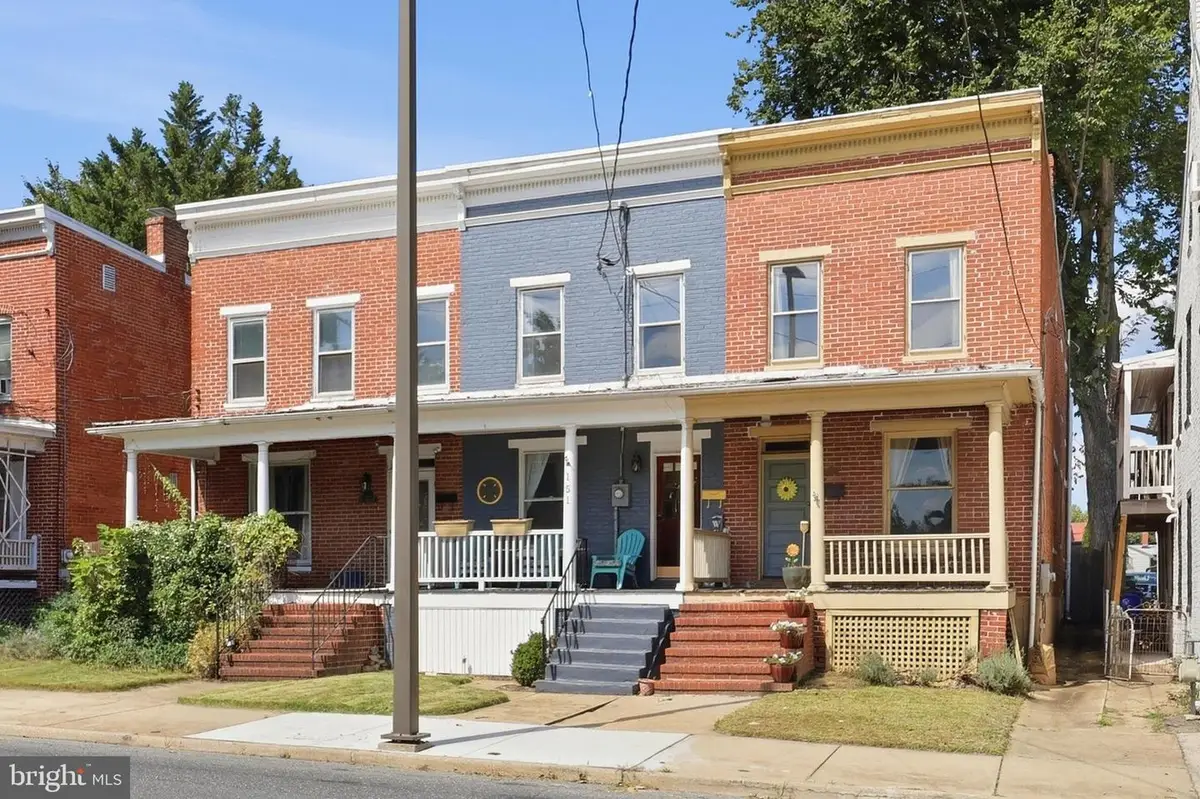 151 W South St, Frederick, MD 21701 - #1