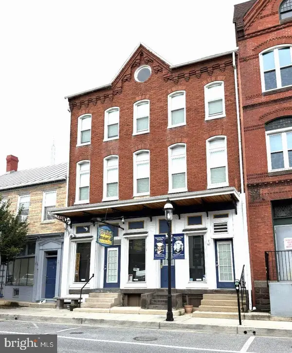 16-20 W Main St, EMMITSBURG, MD 21727