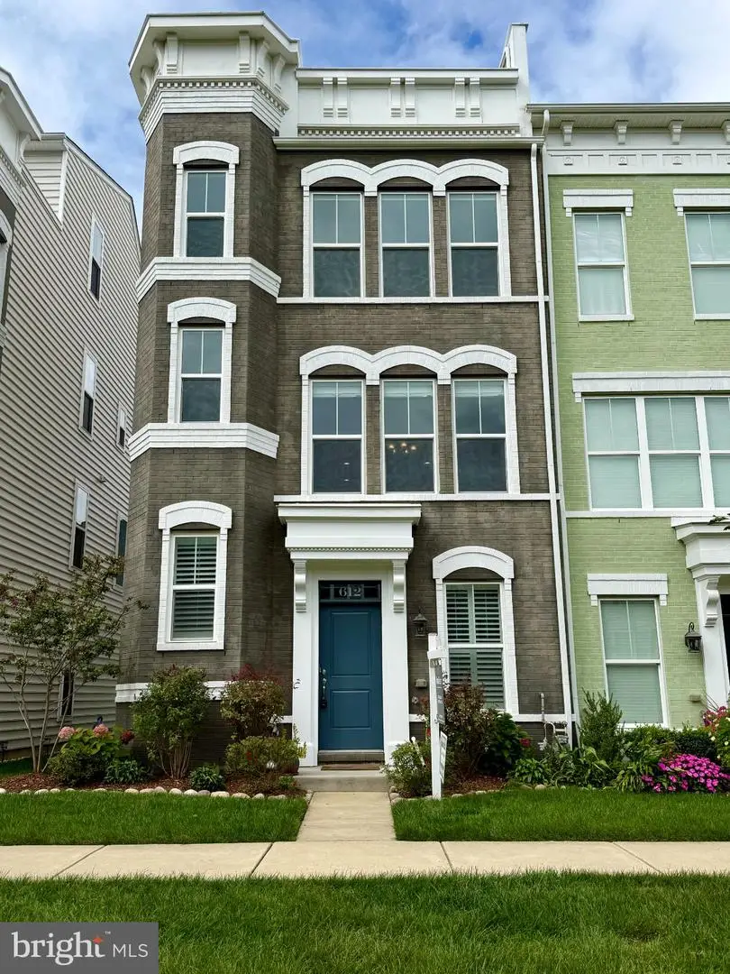 612 Blandwood Rd, Frederick, MD 21701 - #1
