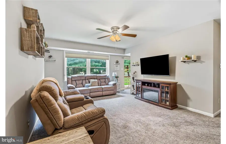 200 Chapel Ct #105, Walkersville, MD 21793 - #3