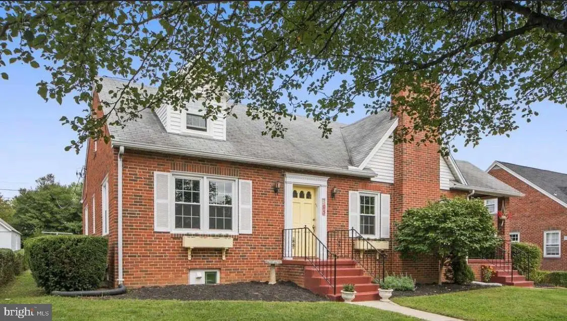 105 Frederick Ave, Frederick, MD 21701 - #1