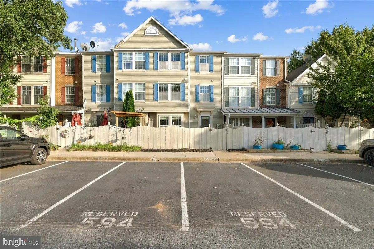594 Hollyberry Way, Frederick, MD 21703 - #1