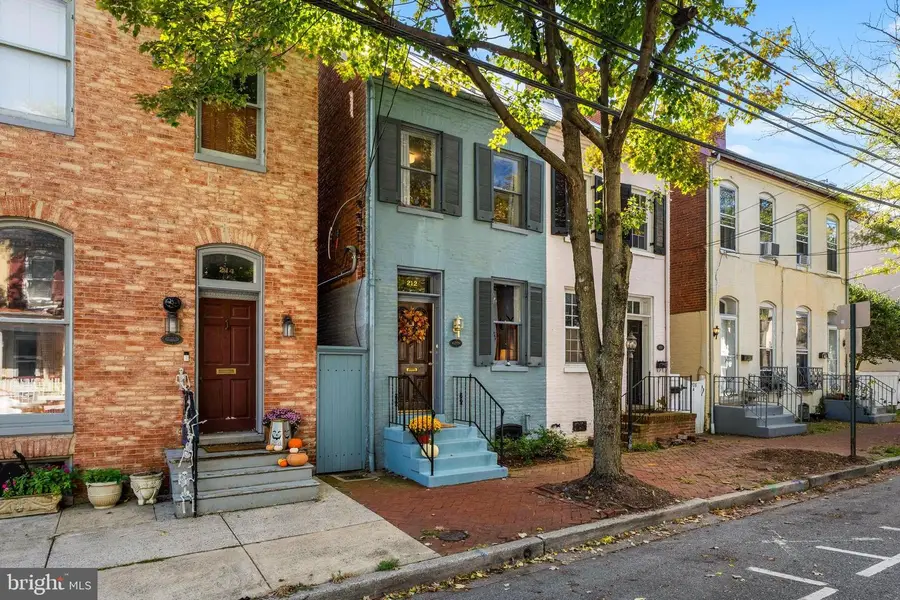 212 E 3rd St, Frederick, MD 21701 - #3