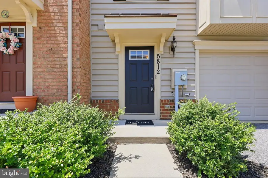 5812 Rochefort St, Ijamsville, MD 21754 - #2