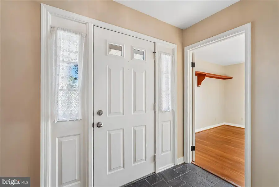 8101 Sundown Ln, Frederick, MD 21702 - #3