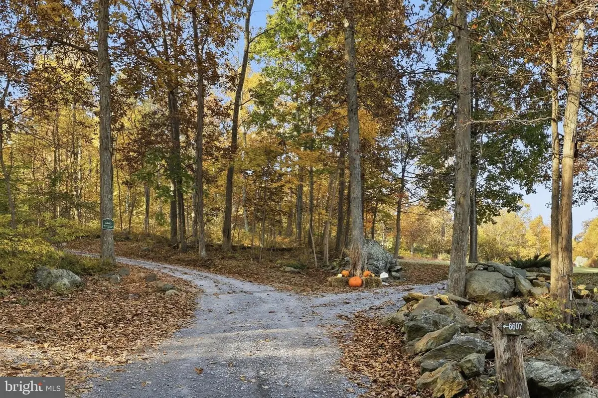 6601 Browns Quarry Rd, Sabillasville, MD 21780 - #1