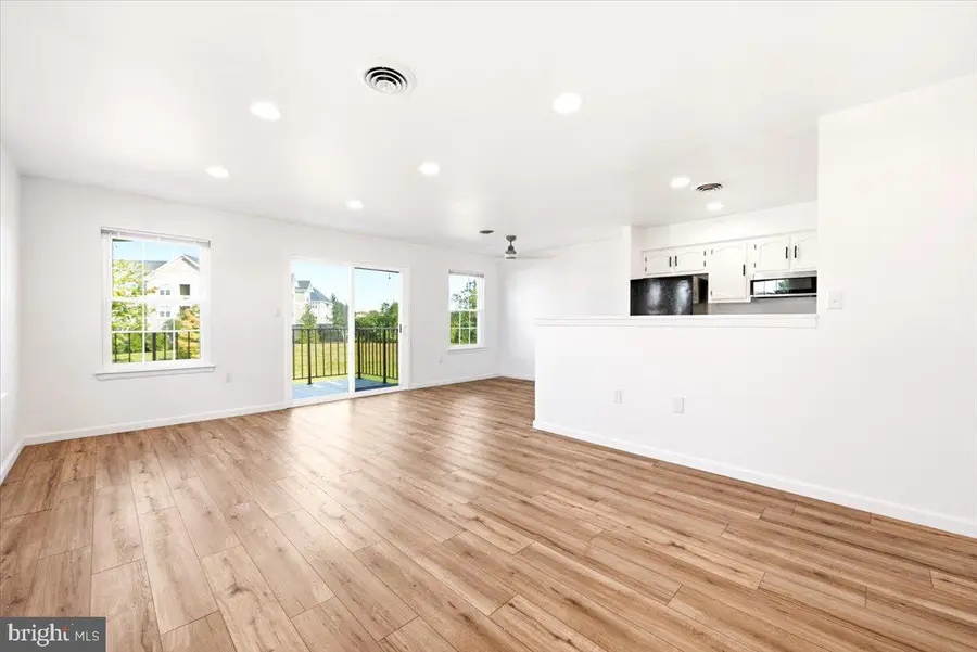 7044 Basswood Rd #11, Frederick, MD 21703 - #3