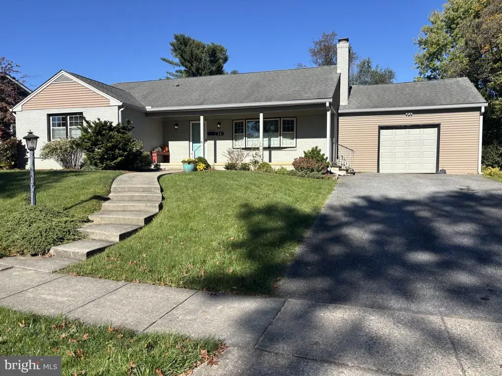 24 Kline Blvd, Frederick, MD 21701 - #1