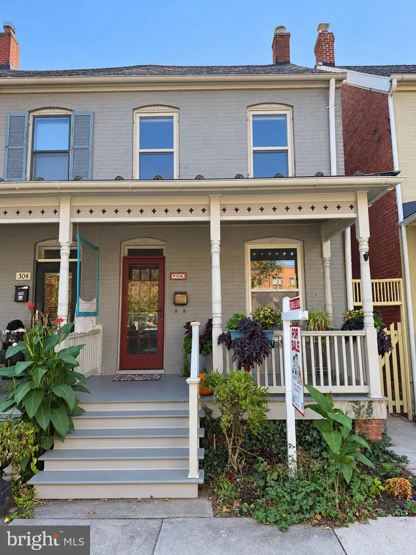 306 Park Ave, Frederick, MD 21701 - #1