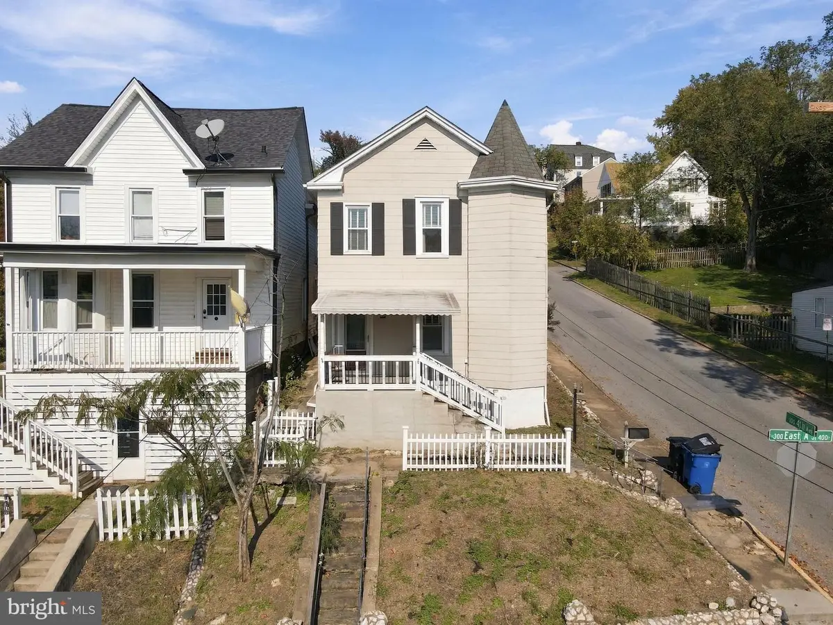 321 E A St E, Brunswick, MD 21716 - #1