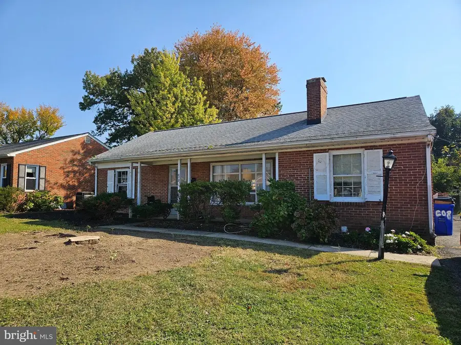 608 Biggs Ave, Frederick, MD 21702 - #2