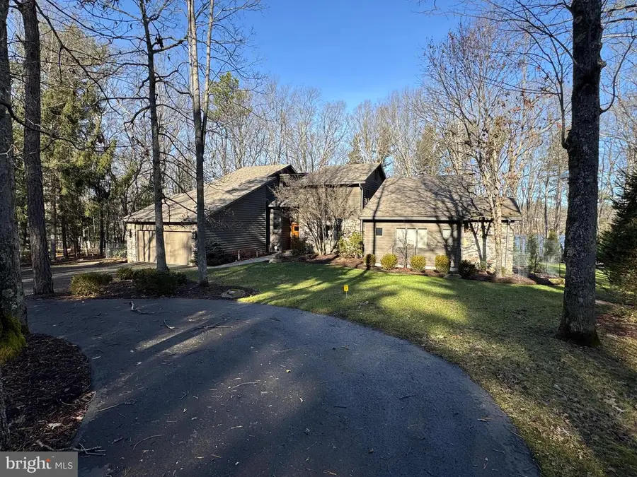 255 Thornberry Rd, Oakland, MD 21550 - Image #2