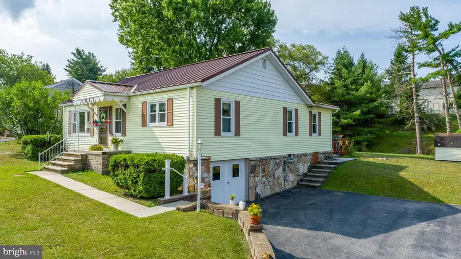 1021 E High St, Oakland, MD 21550 - Image #2