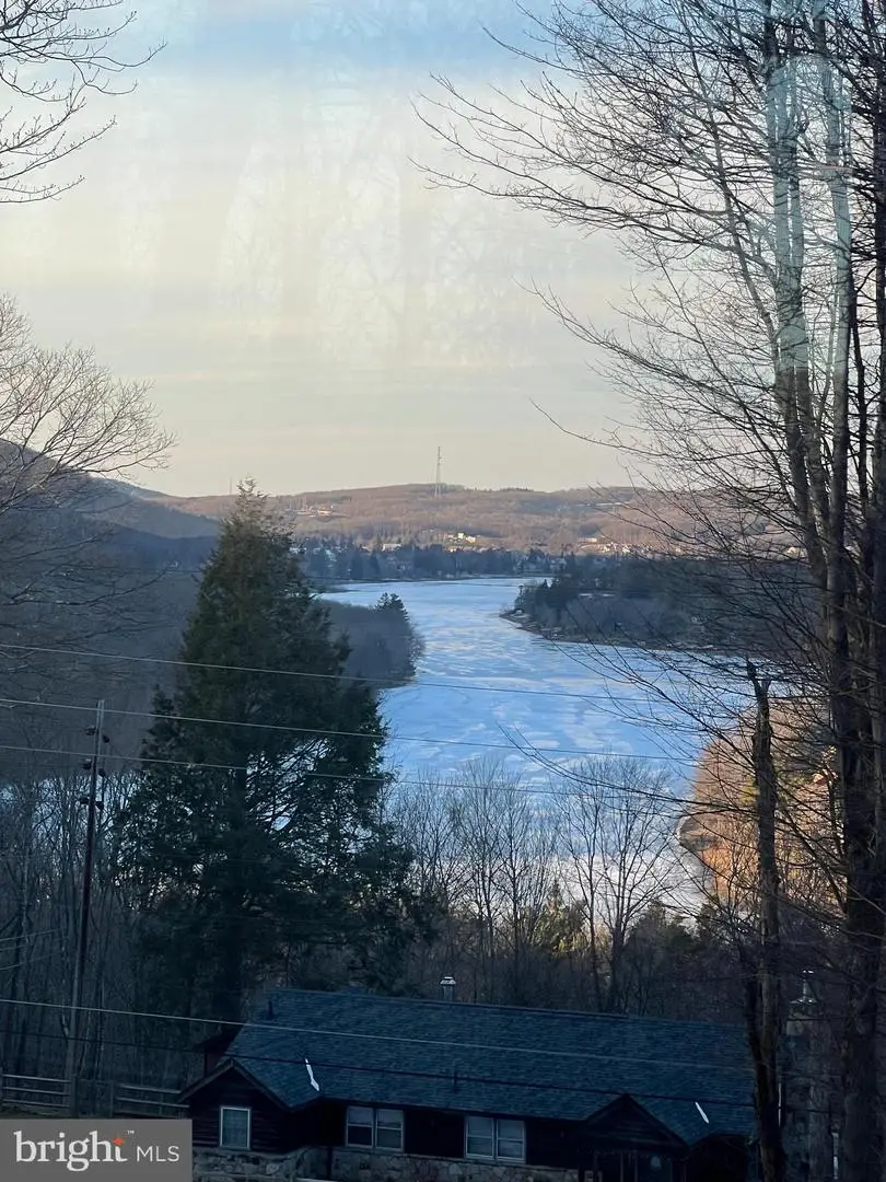 267 San Francisco St, Oakland, MD 21550 - Image #2