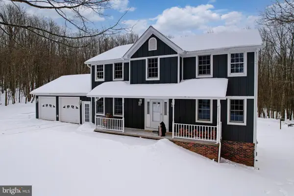 33 Teaberry Ridge Rd, LONACONING, MD 21539