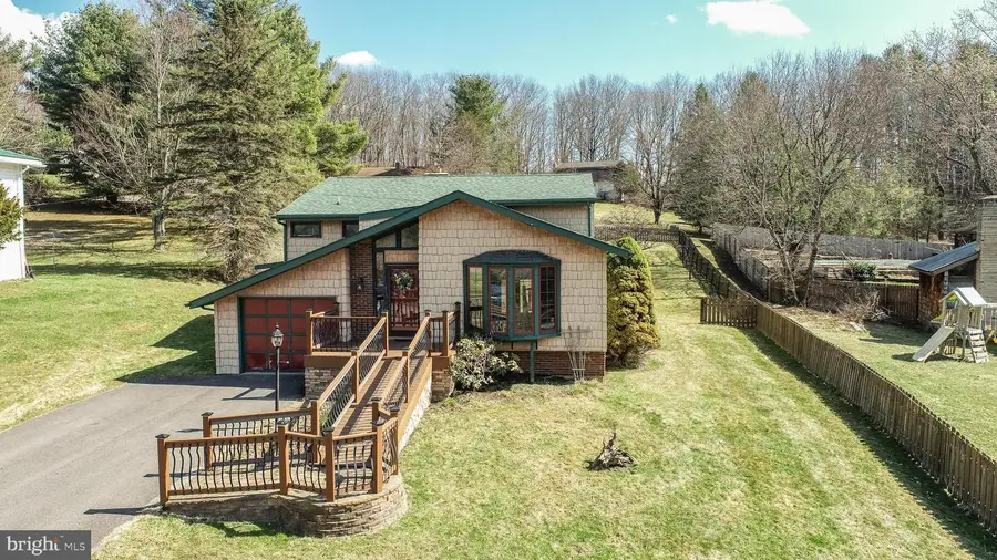 163 Mitchell Dr, Oakland, MD 21550 - #2